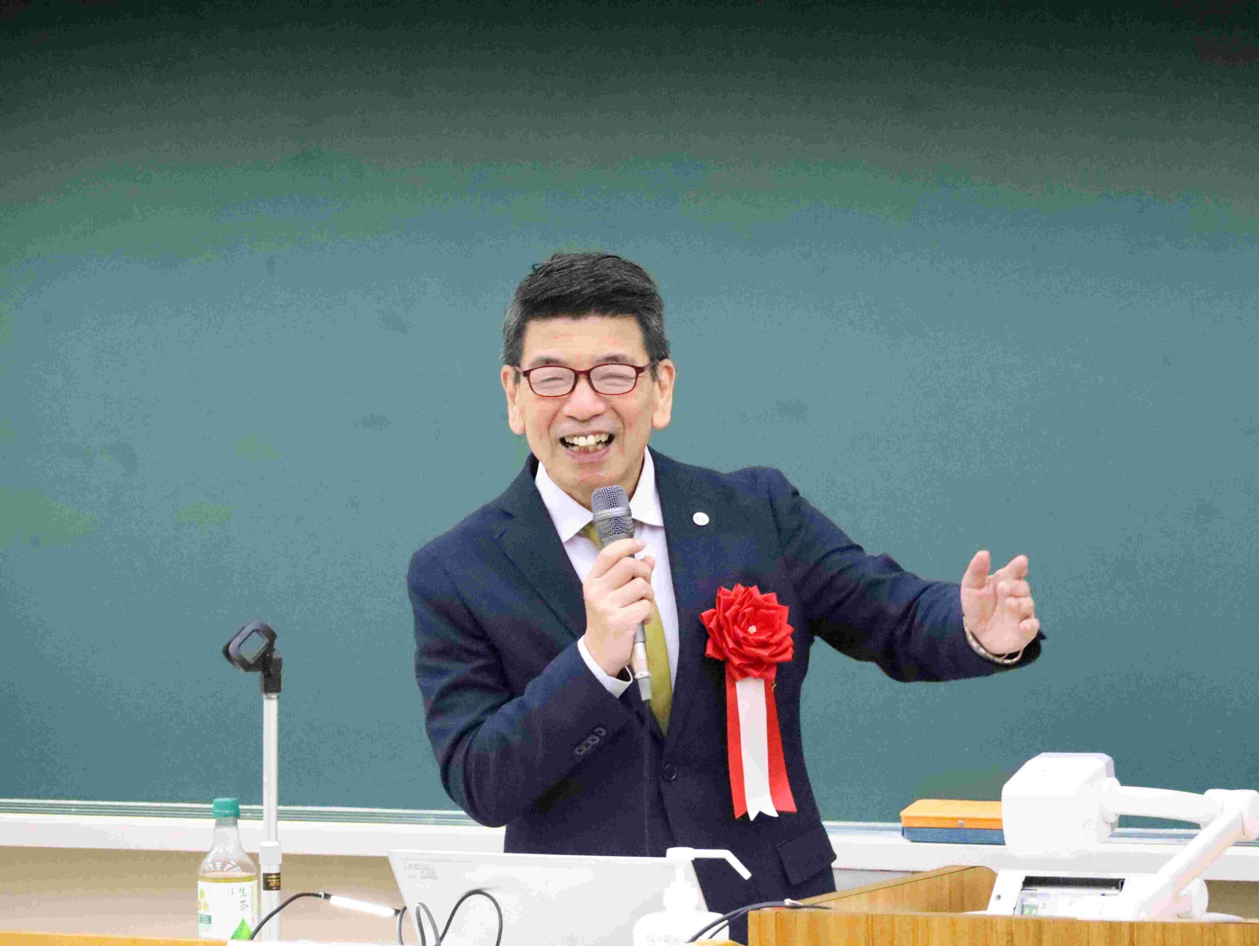 特別講演を務めた土屋裕睦教授