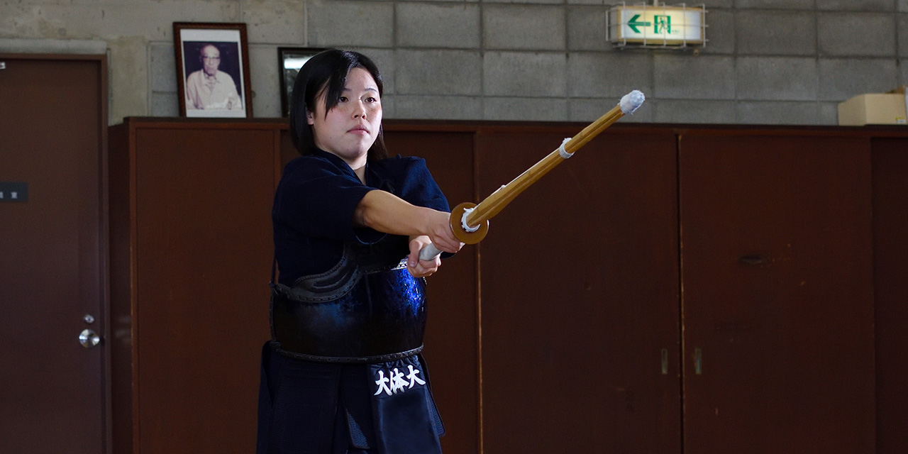 トップページ 剣道部 女子 大阪体育大学