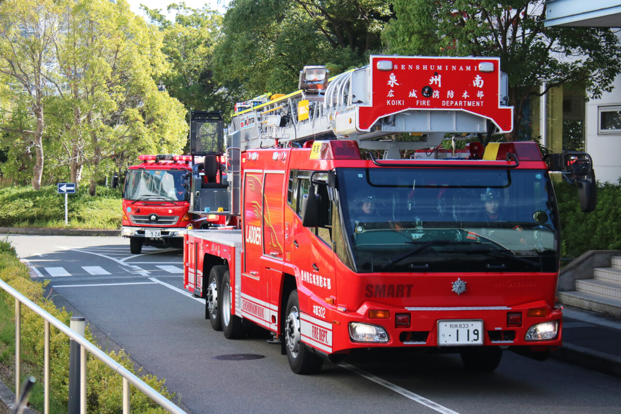 通報を受けて駆けつける部隊