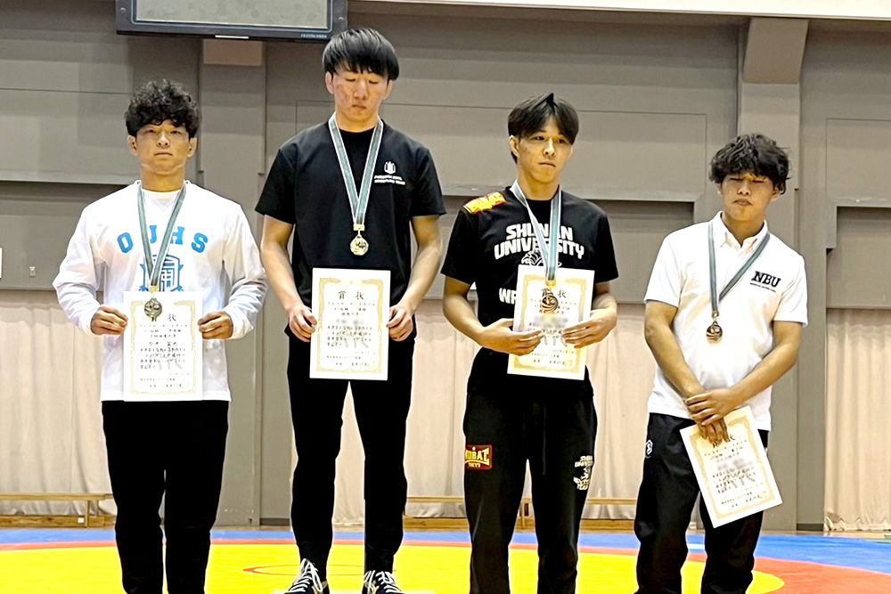 レスリング部の今中・茂野が西日本学生新人選手権で準優勝しま